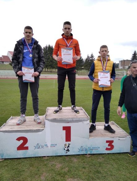 Ученици ЈУ ОШ „Србија“ настављају да нижу спортске успјехе